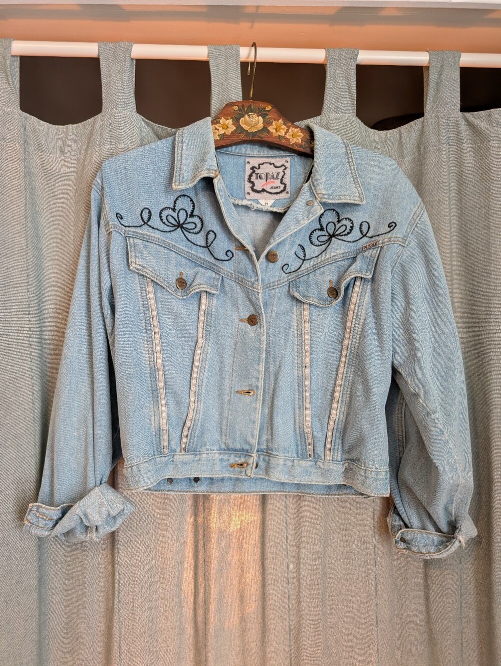 True Vintage Light Blue Embroidered Denim Jacket - Women